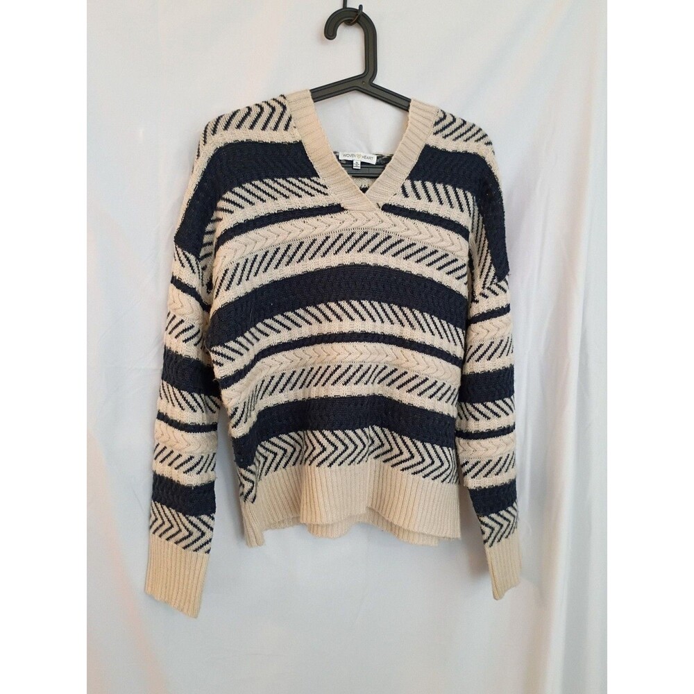 Woven Heart V-Neck Sweater Size XS Black Cream Striped Chevron